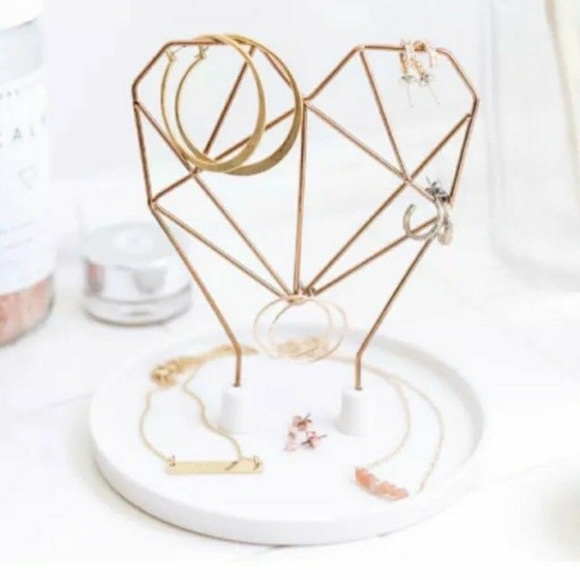Coxet Wire Heart Ceramic Jewelry Holder - Picture 2 of 3